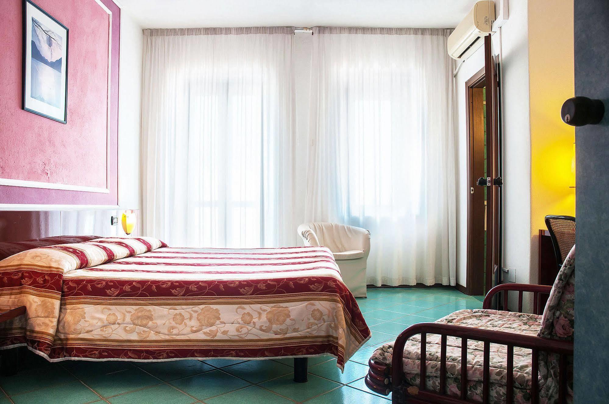 Hotel Annabelle 이스키아 외부 사진